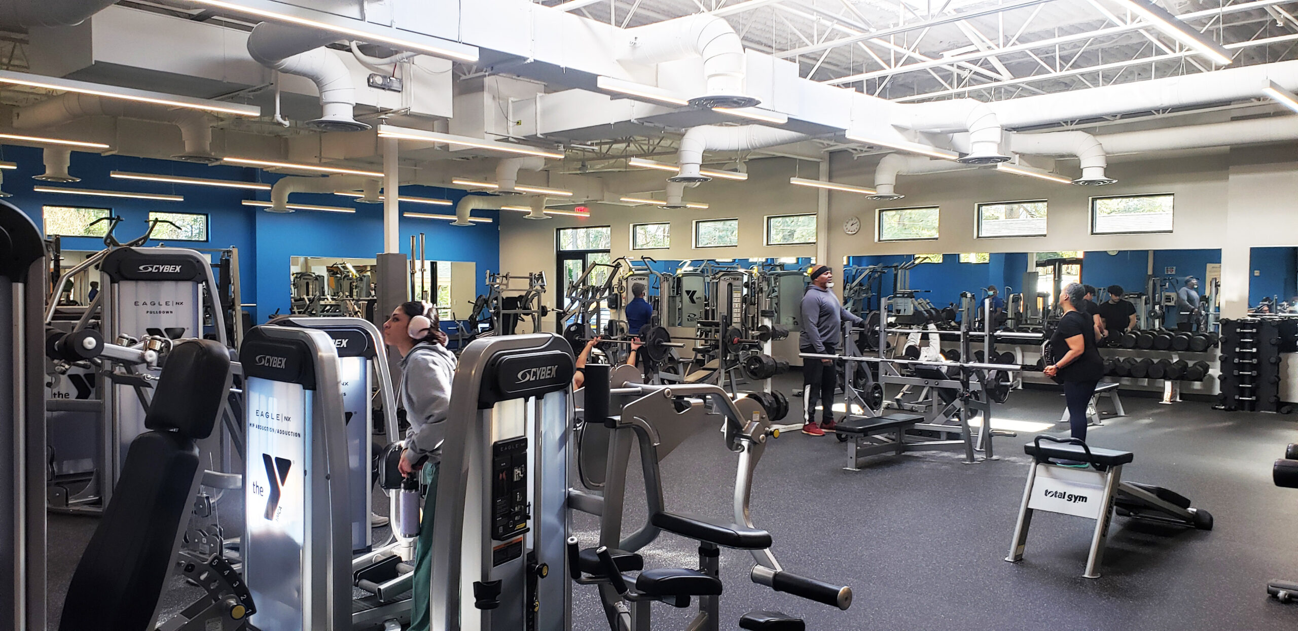 interior weightlifting room